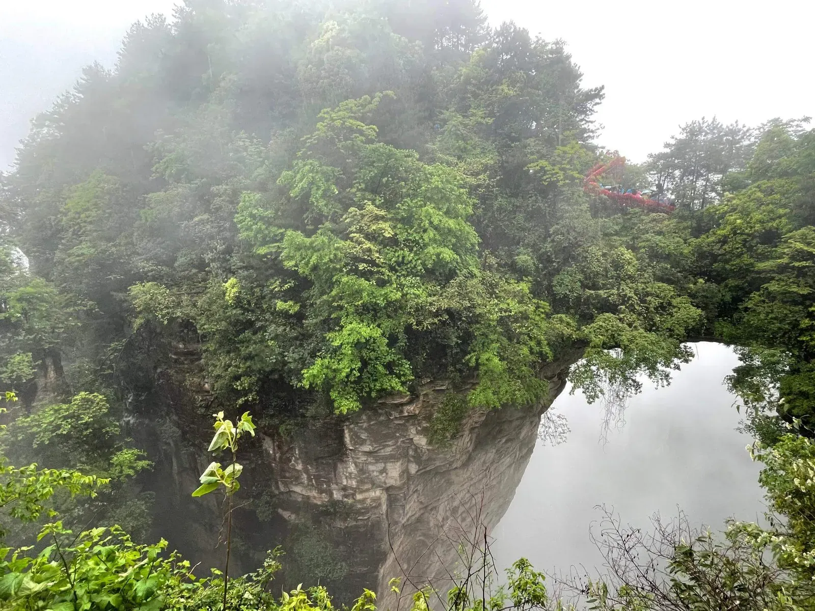 Cliff Mist